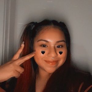 Meet your Posher, Aurora